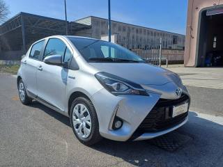 TOYOTA Yaris usata, con Luci diurne LED