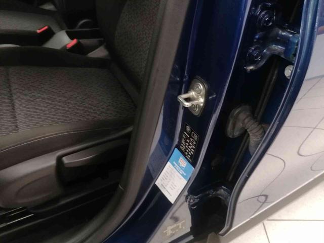 OPEL Crossland X usata 27