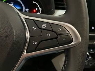 RENAULT Clio usata, con Sensori di parcheggio anteriori