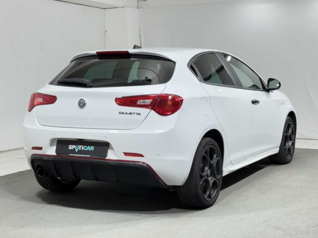 ALFA ROMEO Giulietta usata, con Autoradio