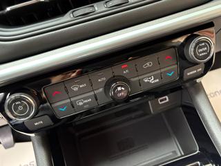 JEEP Compass usata, con Touch screen
