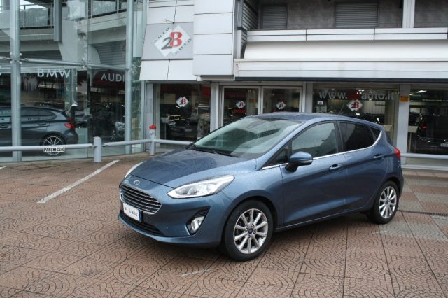 FORD Fiesta usata, con ABS