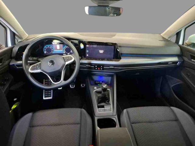 VOLKSWAGEN Golf usata, con Autoradio