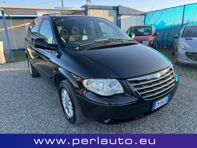 CHRYSLER Voyager usata, con Airbag