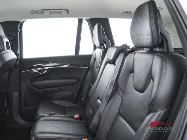 VOLVO XC90 usata 9