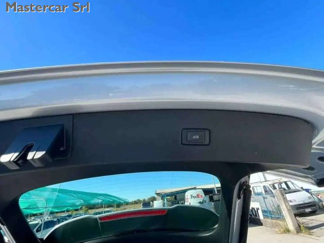 AUDI Q5 usata, con Volante in pelle