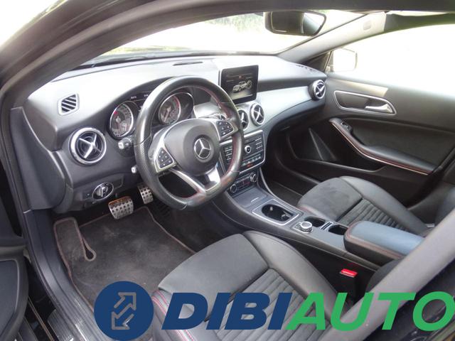 MERCEDES-BENZ GLA 200 usata, con Chiusura centralizzata