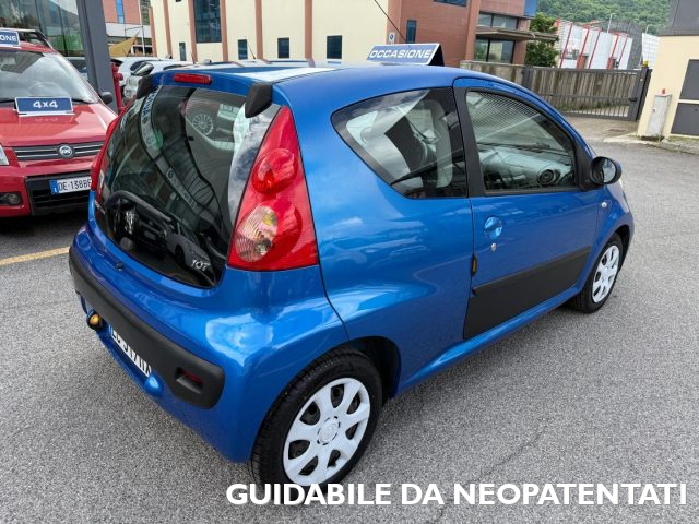 PEUGEOT 107 usata, con Airbag