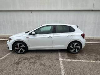 VOLKSWAGEN Polo usata, con Autoradio