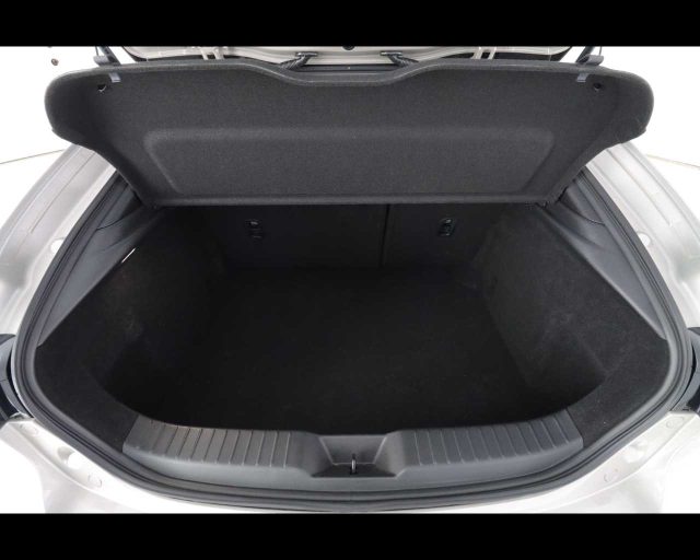 MAZDA 3 usata, con Sedile posteriore sdoppiato