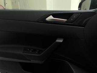 VOLKSWAGEN Polo usata, con USB