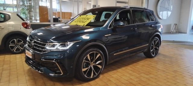 VOLKSWAGEN Tiguan usata, con Airbag laterali