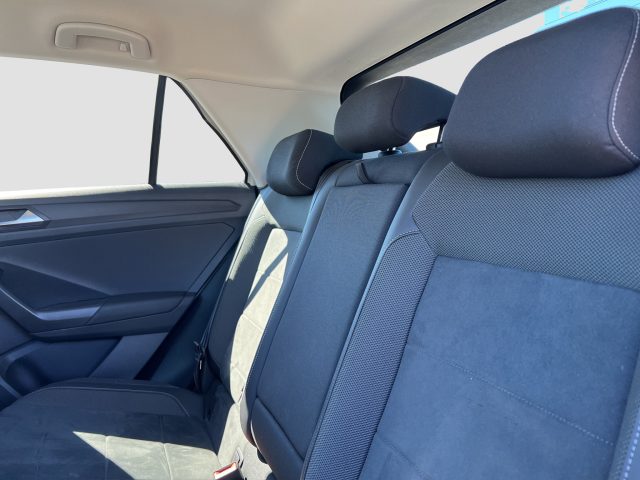VOLKSWAGEN T-Roc usata 10