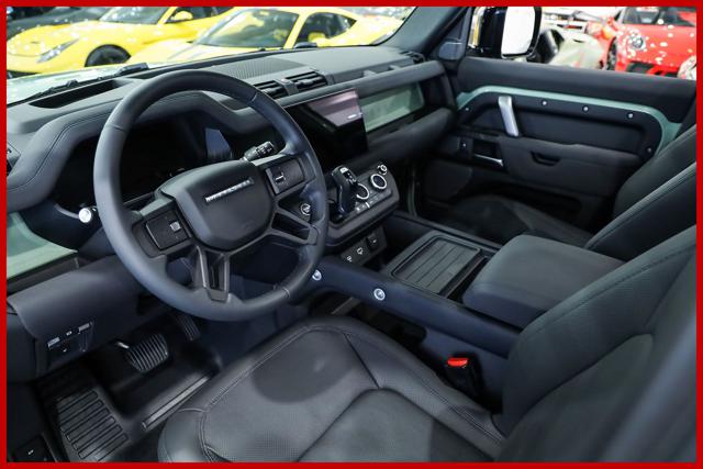 LAND ROVER Defender usata, con Climatizzatore