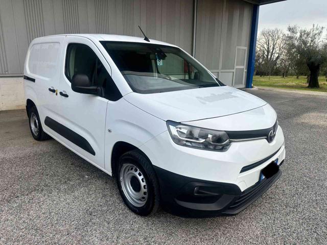 TOYOTA Proace City usata, con ABS