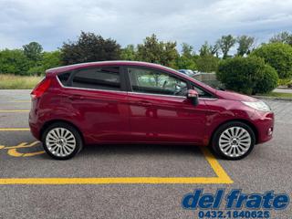 FORD Fiesta usata, con Autoradio