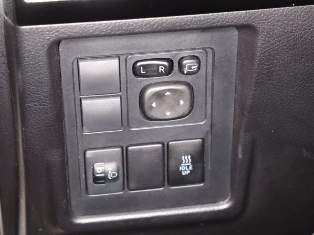 TOYOTA Land Cruiser usata, con Controllo vocale