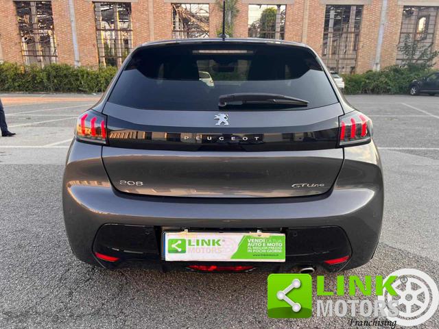 PEUGEOT 208 usata, con Autoradio