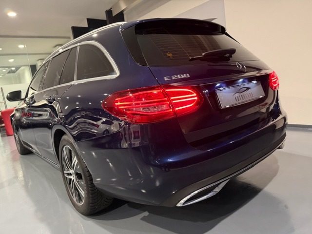 MERCEDES-BENZ C 200 usata, con Autoradio