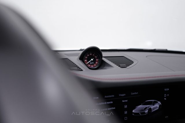 PORSCHE 992 usata, con Vivavoce