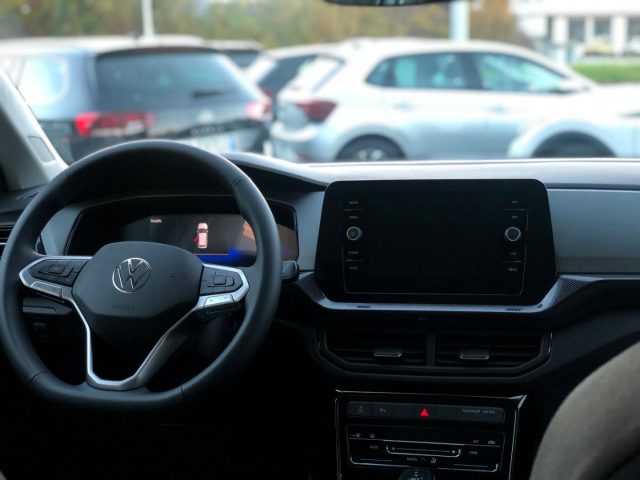 VOLKSWAGEN T-Cross usata, con ESP