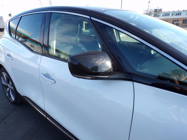 RENAULT Scenic usata, con Fari LED