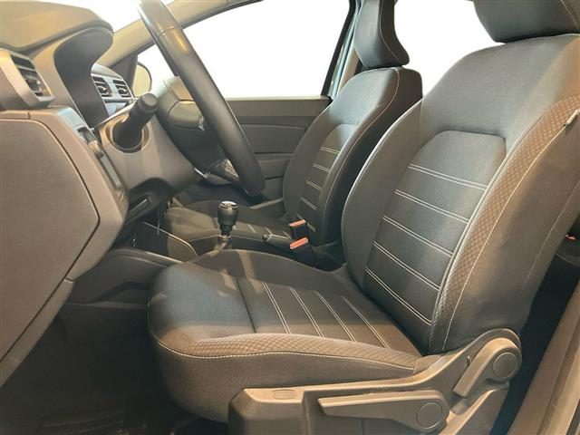 DACIA Duster usata, con Sensori di parcheggio posteriori