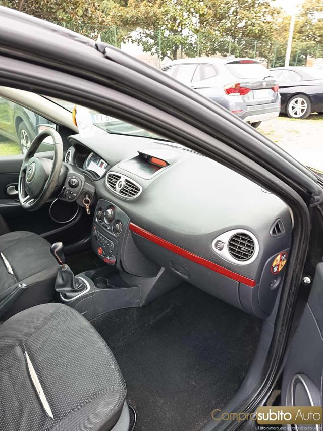 RENAULT Clio usata 14
