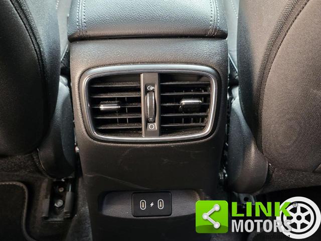 HYUNDAI i30 usata, con Bluetooth