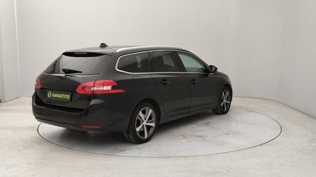 PEUGEOT 308 usata, con Alzacristalli elettrici