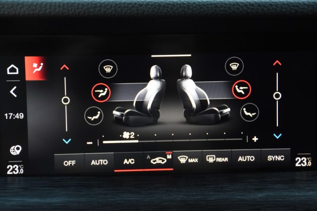 ALFA ROMEO Stelvio usata, con Volante multifunzione