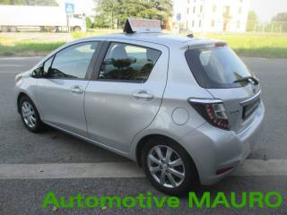 TOYOTA Yaris usata, con Autoradio