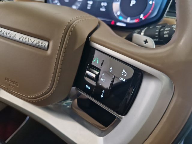 LAND ROVER Range Rover usata, con Luci diurne LED