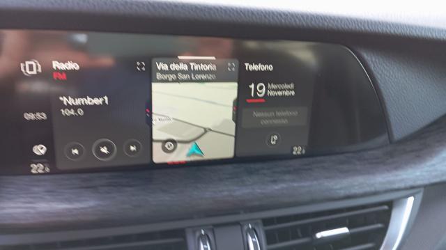 ALFA ROMEO Stelvio usata, con Specchietti laterali elettrici