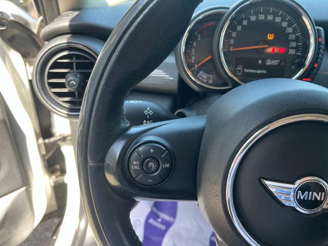 MINI Cooper D usata, con Boardcomputer