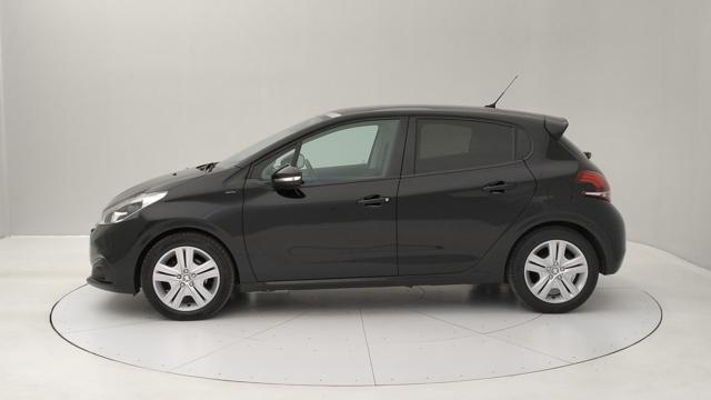 PEUGEOT 208 usata, con Airbag