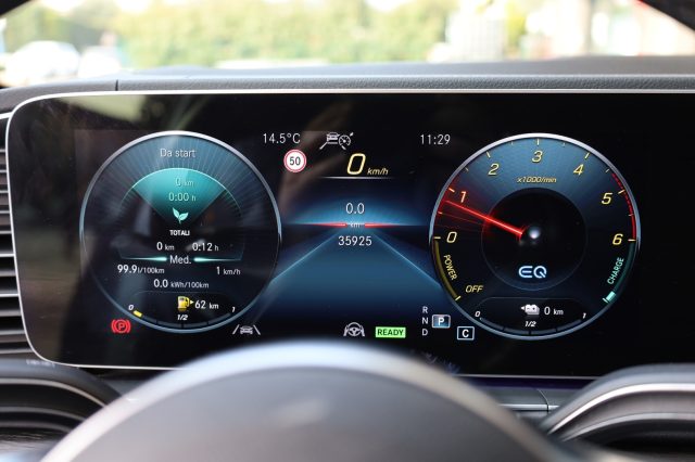 MERCEDES-BENZ GLE 350 usata, con Controllo elettronico della corsia