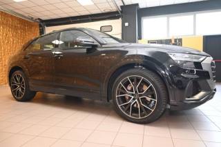 AUDI Q8 usata 90