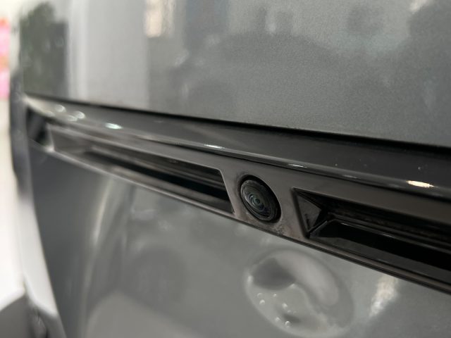 PEUGEOT 2008 usata, con Controllo automatico clima