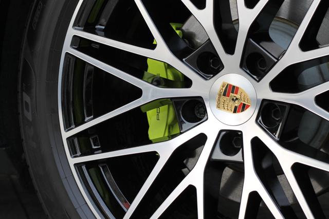 PORSCHE Cayenne usata, con Volante in pelle