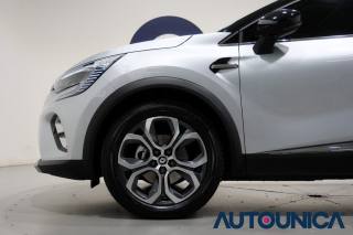 RENAULT Captur usata, con Volante in pelle