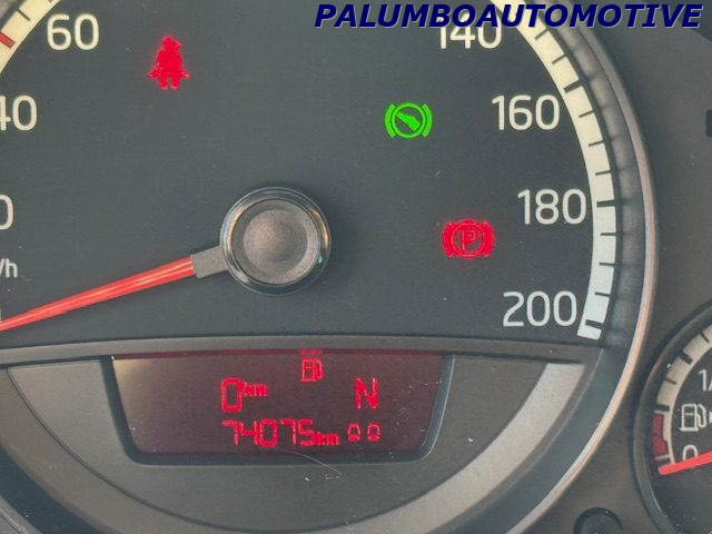 VOLKSWAGEN up! usata, con Fendinebbia