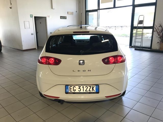 SEAT Leon usata, con Autoradio