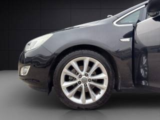 OPEL Astra usata, con Airbag testa