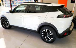PEUGEOT 2008 usata, con Airbag