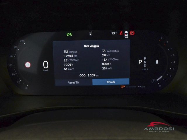VOLVO XC40 usata 12