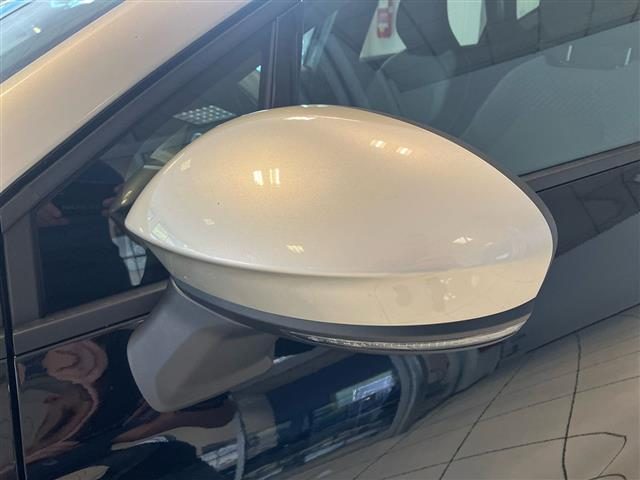 RENAULT Captur usata 23