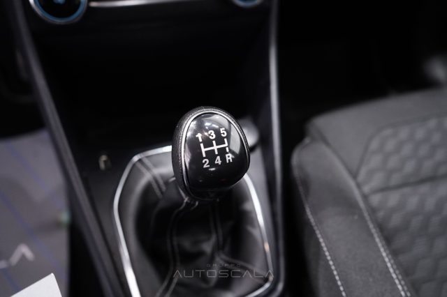 FORD Fiesta usata, con Touch screen