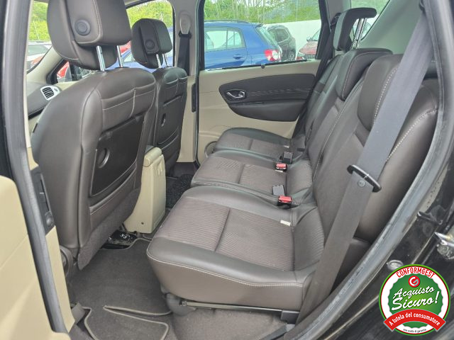 RENAULT Scenic usata, con Chiusura centralizzata