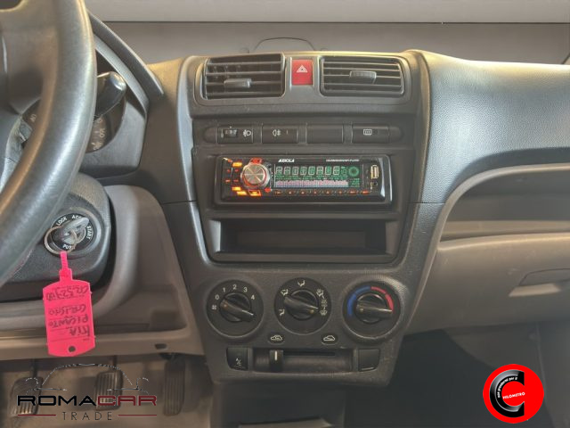 KIA Picanto usata 8